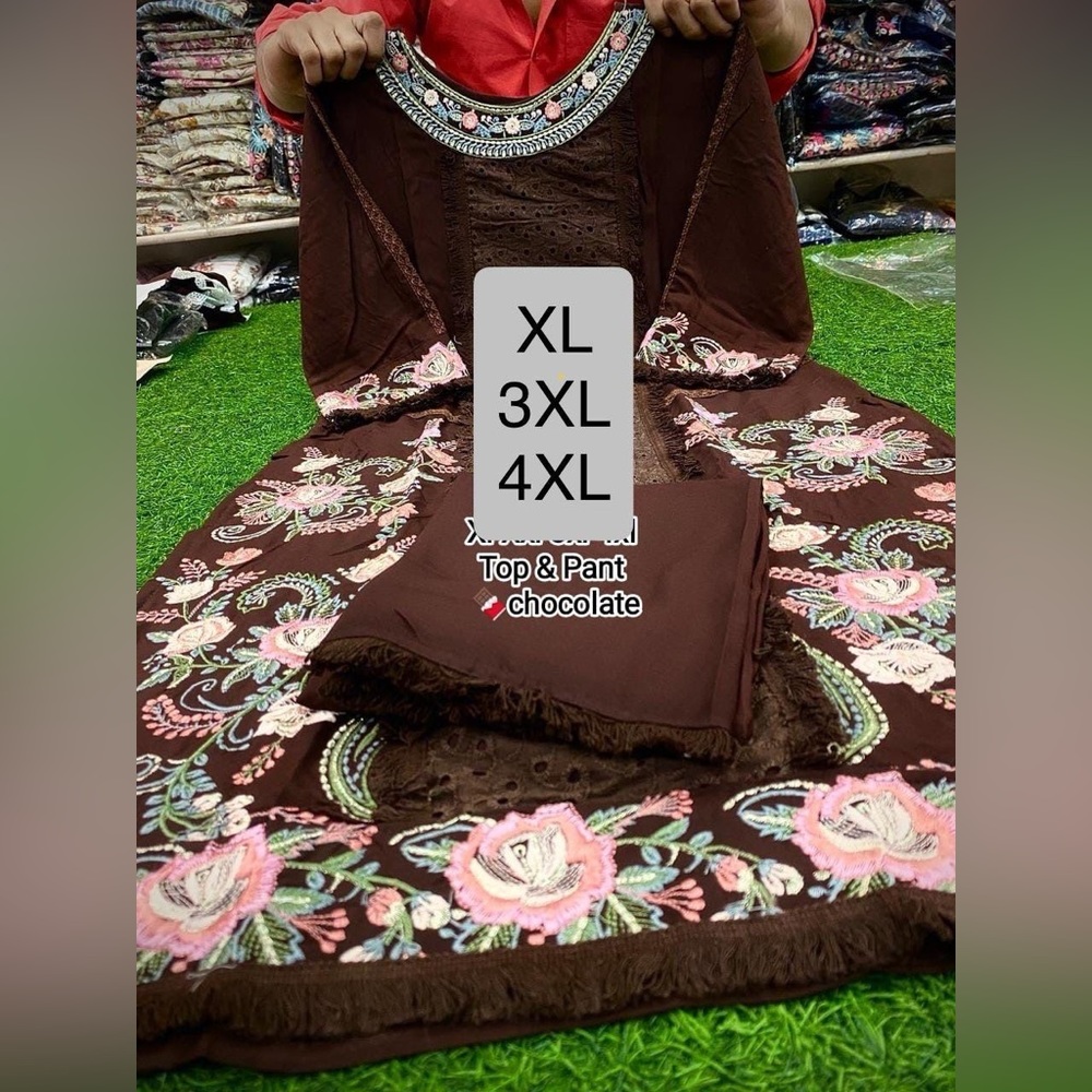 Two pc readymade kameez and pant size 46